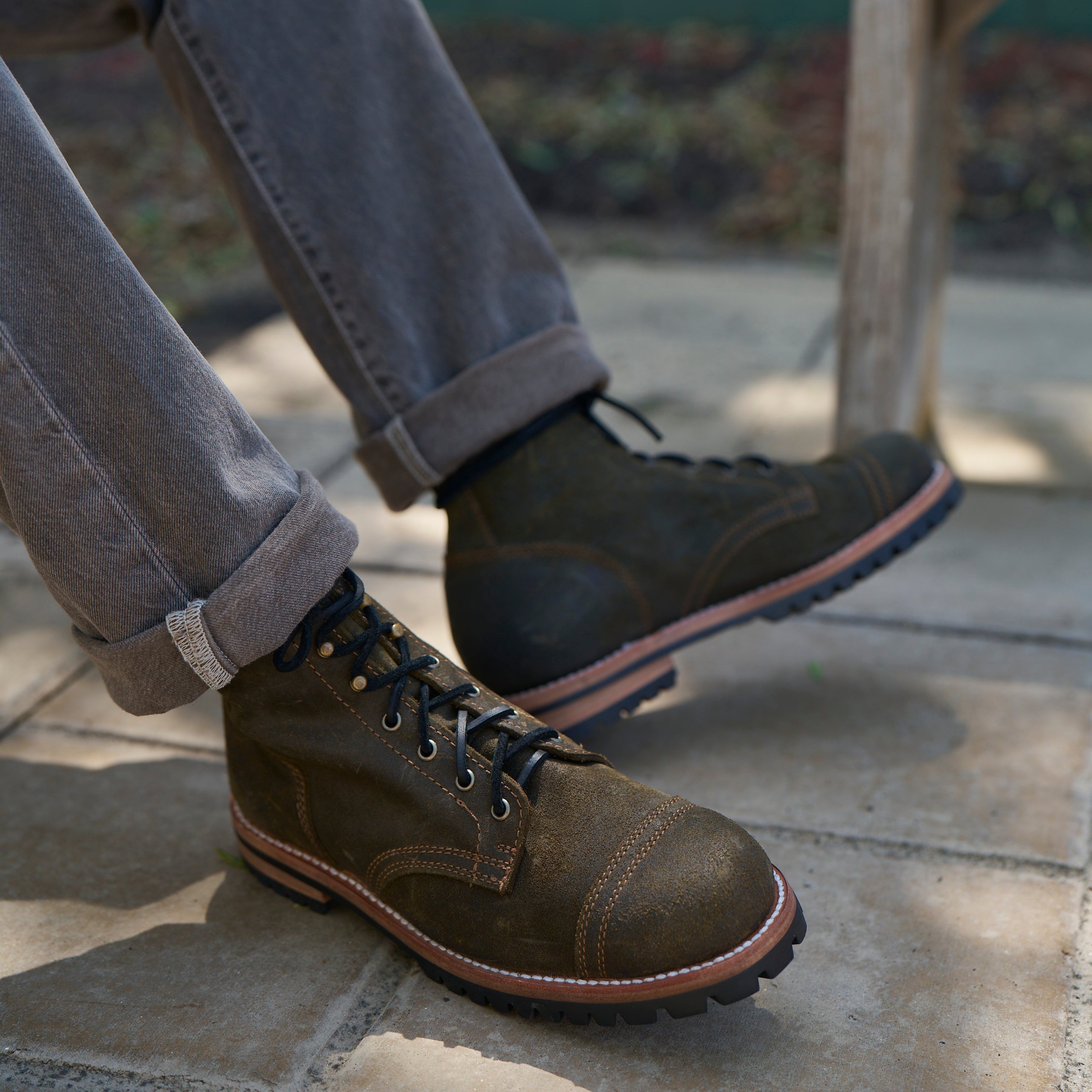DARK OLIVE WAXED ROUGHOUT CAP TOE