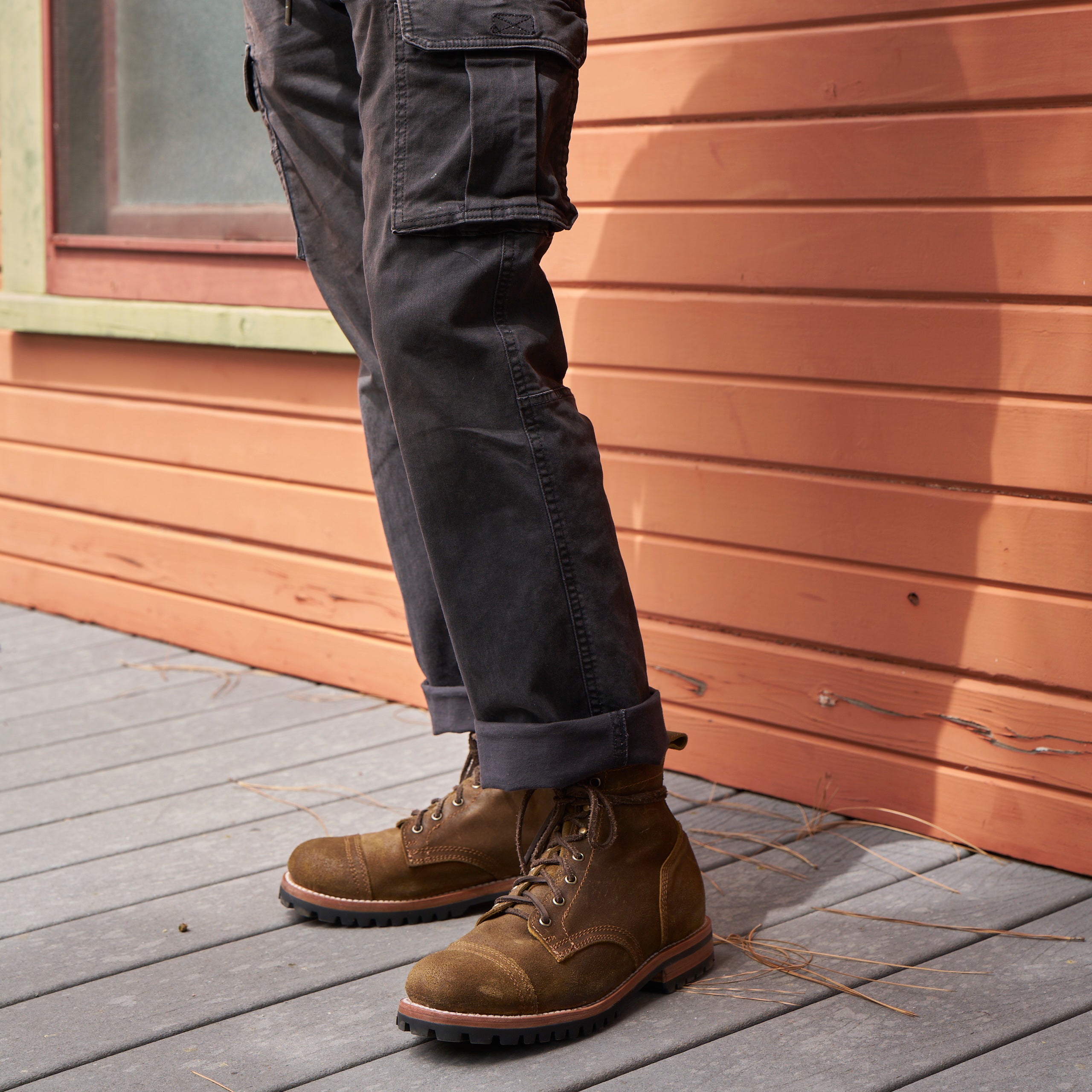SIENA BROWN WAXED ROUGHOUT CAP TOE